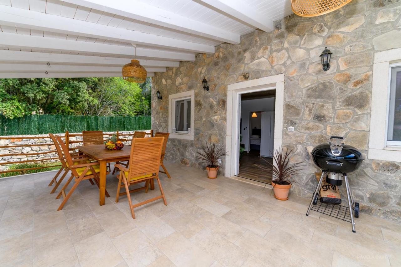 Sveti Jakov Stone House Magali 빌라 외부 사진
